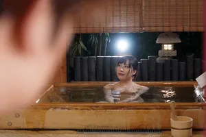 Chuyến đi giã ngoại gia đình, thay vì nện bà xã mang thai thì thanh niên lại xoạc má người vợ có thai