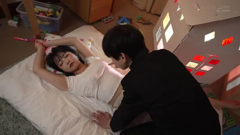 Trả thù anh trai thường xuyên bắt nạt bằng cách làm tình người yêu anh ấy